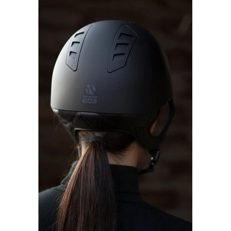 Trauma Void EQ3 Smooth Top Helmet - Black 7 Trauma Void EQ3 Smooth Top Helmet - Black - Image 5
