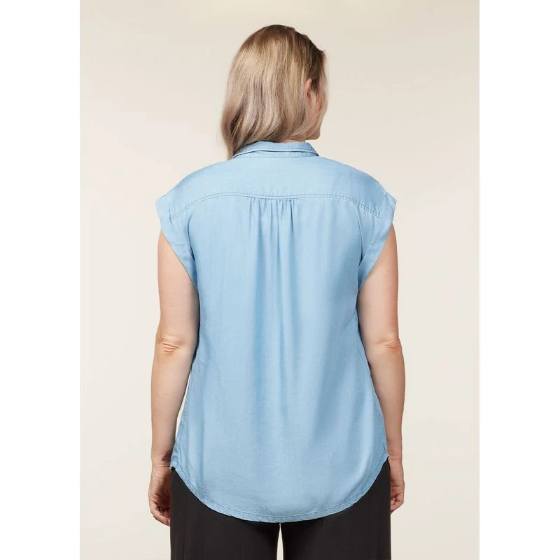 EQL Women's Tencel Rolled Cuff Shirt - Chambray 6 EQL Women's Tencel Rolled Cuff Shirt - Chambray - Image 4