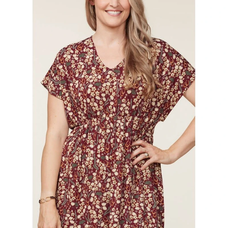 EQL Women's Inspired V-Neck Dress - Sangria Hoofprint Meadow 5 EQL Women's Inspired V-Neck Dress - Sangria Hoofprint Meadow - Image 3